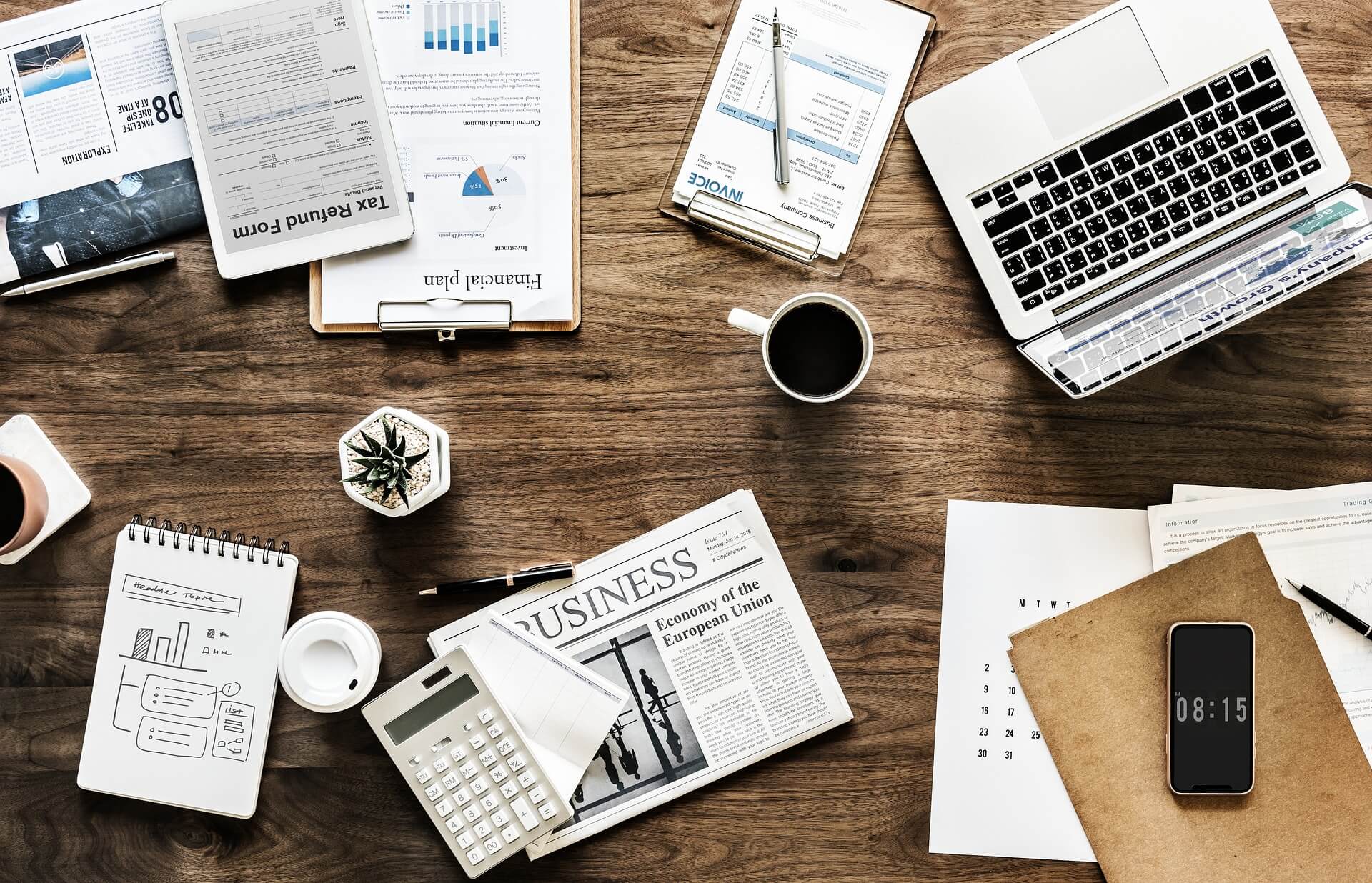 ROI and cost of invisibility in mining contract acquisition